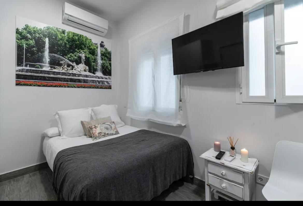 Estudio Plaza Neptuno Madrid Exterior foto